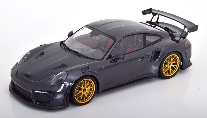 Porsche 911 GT2 RS 2018 purple metallic Weissach Package 1/300pcs - 1/18 de Minichamps.