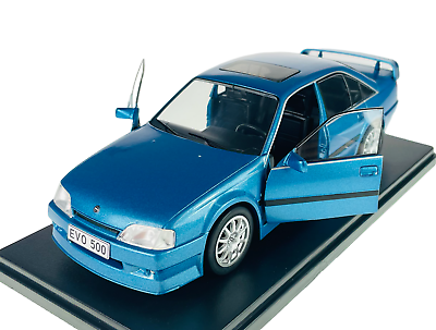 Opel Omega Evolution 500 albastru - 1/24 Whitebox