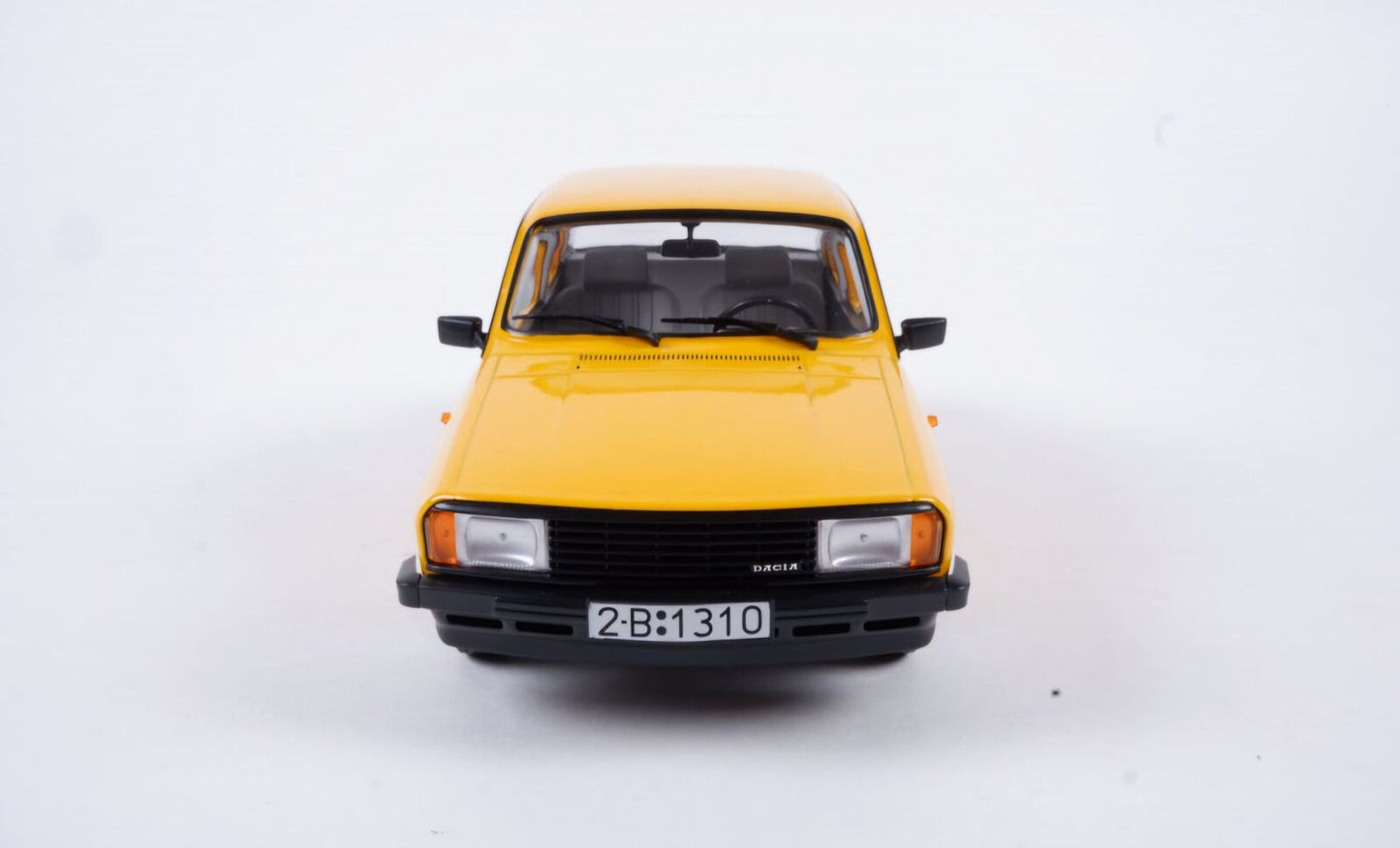 Dacia 1310 L 1993 (galbena) - 1/18 Triple9