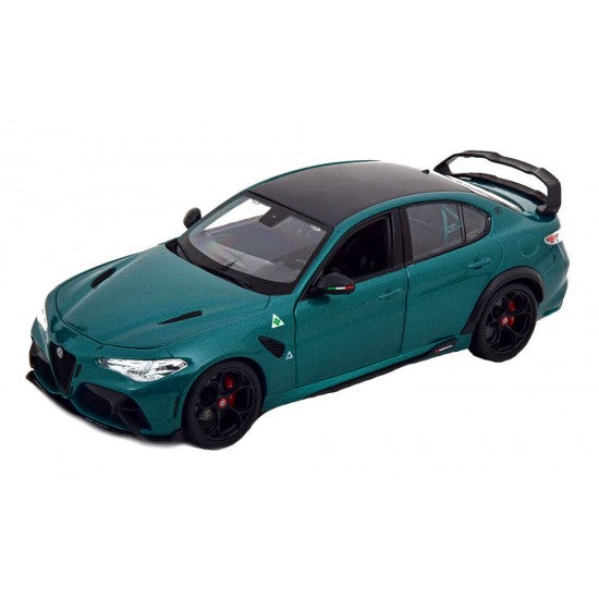 Alfa Romeo Giulia GTAm verde - 1/18 Bburago