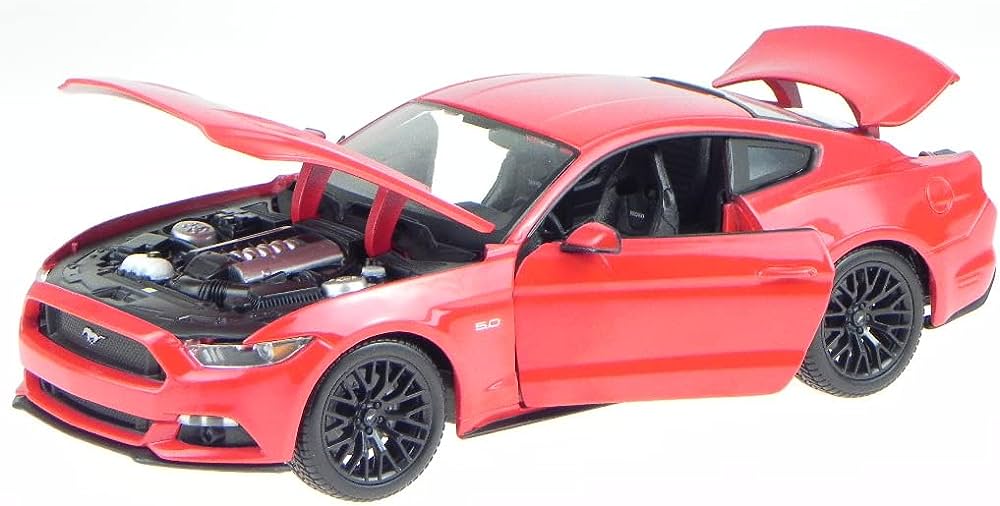 Ford Mustang 2015 (rosu) - 1/18 Maisto