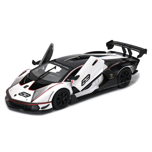 Lamborghini Essenza alb/negru - 1/24 Bburago.