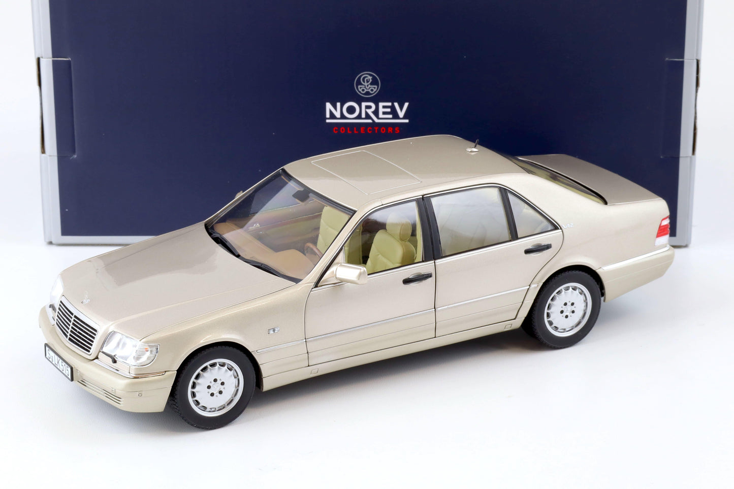 Mercedes-Benz S600 1997 crem - 1/18 Norev