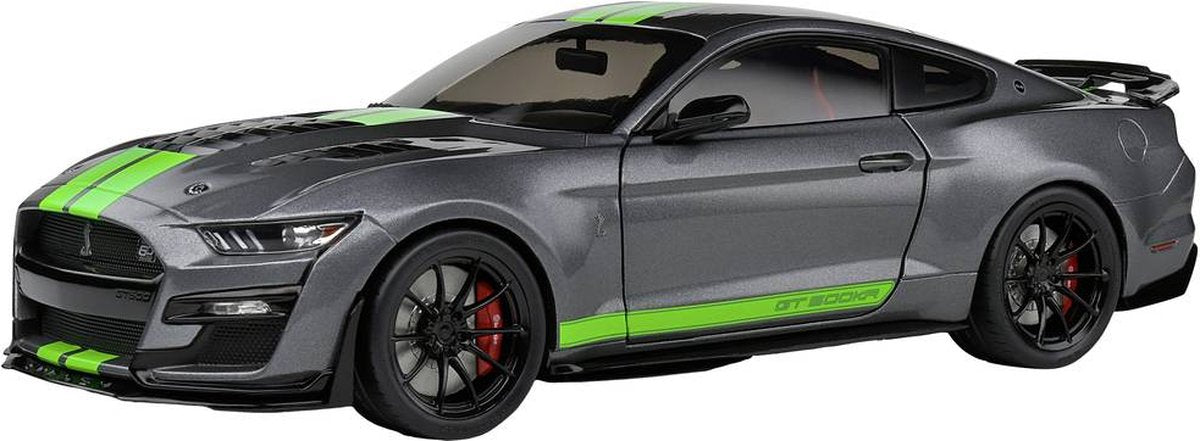 Ford Shelby GT500 gri/verde - 1/18 Solido