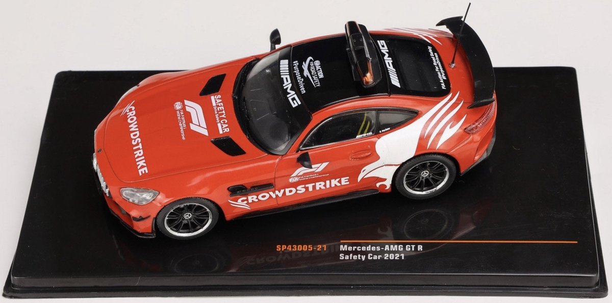 Mercedes-Benz AMG GT-R Safety Car 2021 cu vitrina plexiglass - 1/43 Ixo Models