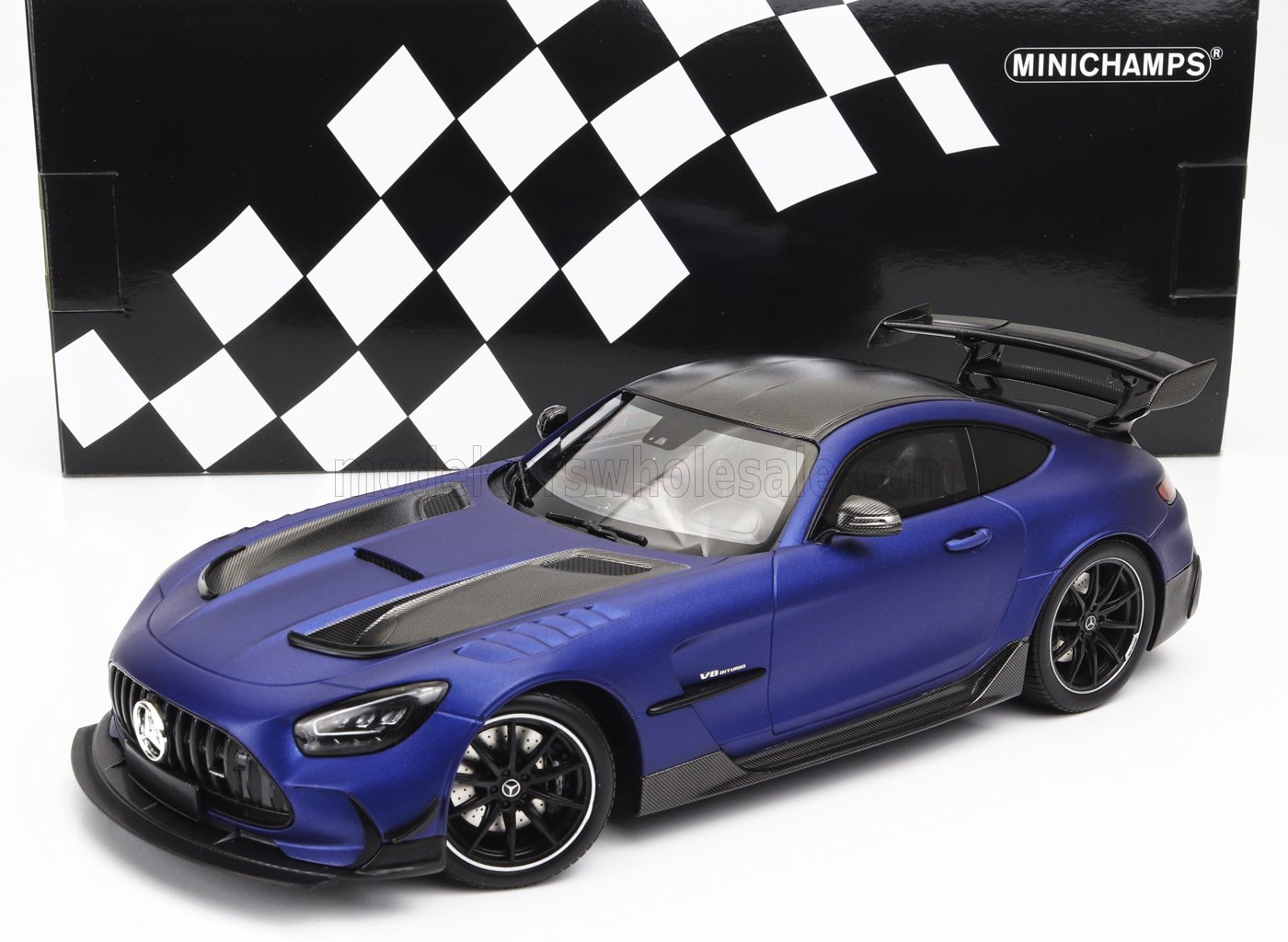 Mercedes Amg GT Black Series 2020 matt blue metallic 1/300 pcs - 1/18 Minichamps