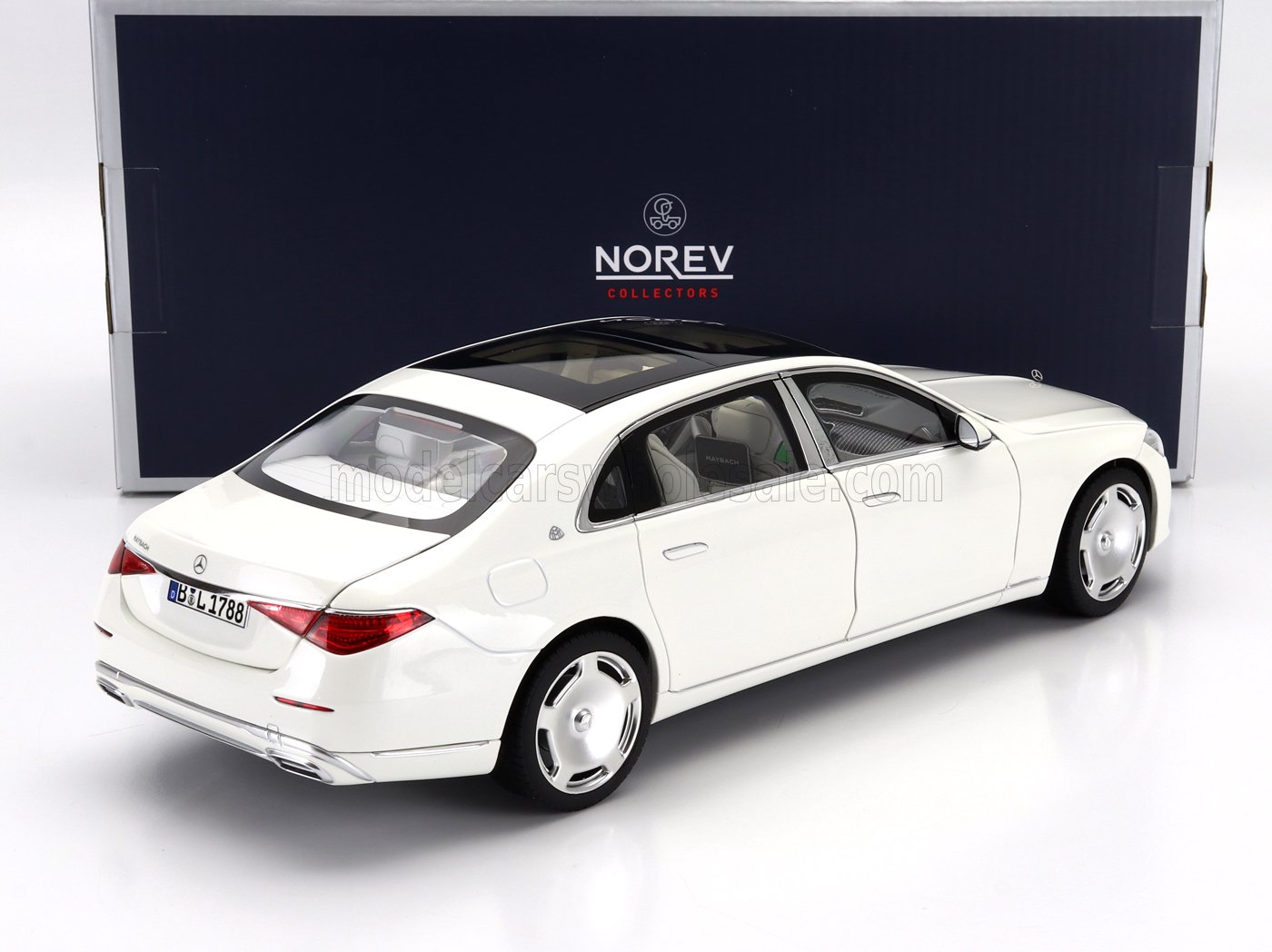 Mercedes-Maybach S-Class 2021 diamond white - 1/18 Norev