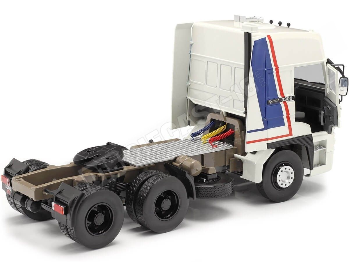 Camion DAF 3300 SpaceCab 1982 - 1/18 ROAD KINGS