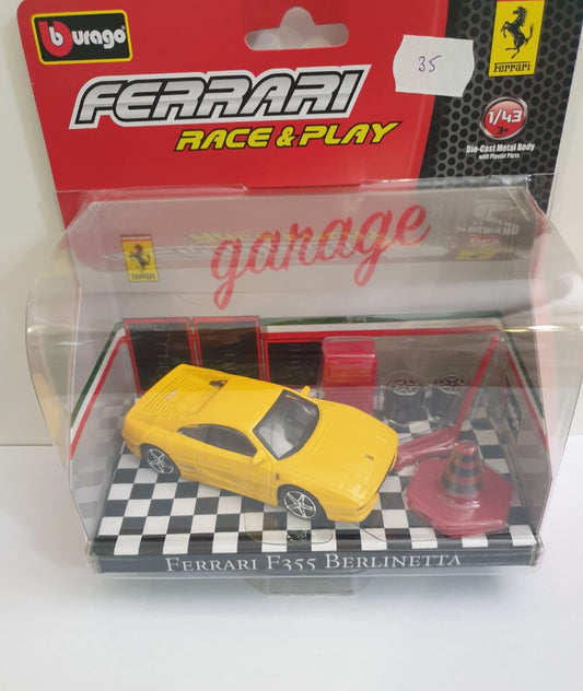 Ferrari F355 Berlinetta galben  cu accesorii - 1/43 Bburago