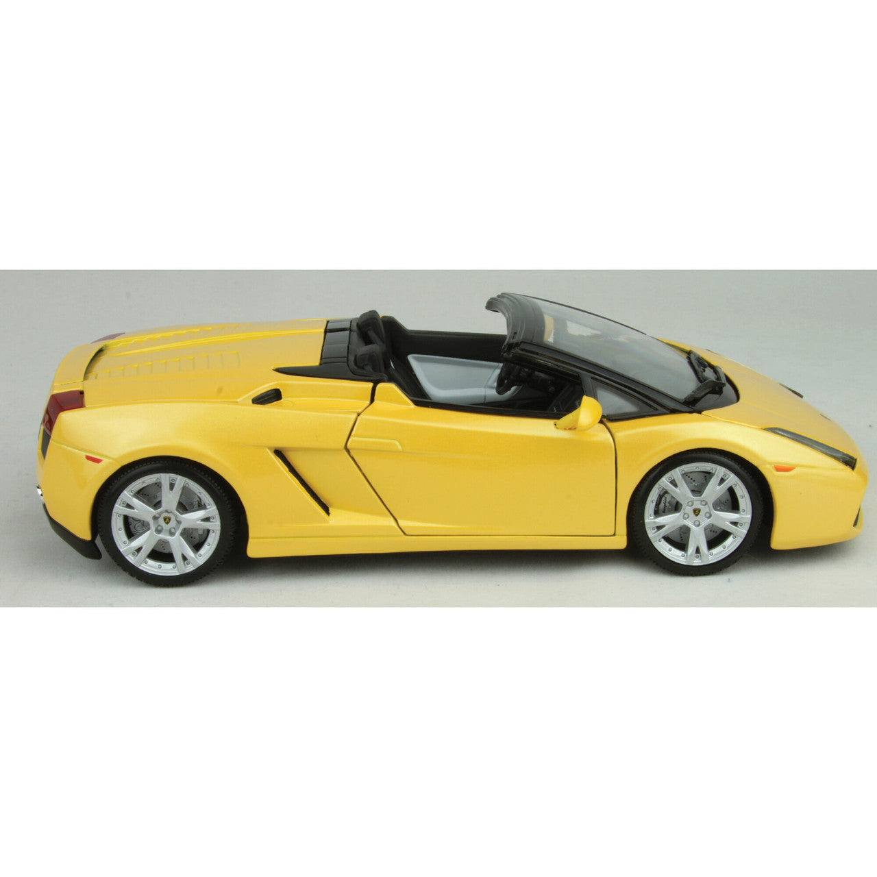 Lamborghini Gallardo Spyder - 1/18 Bburago