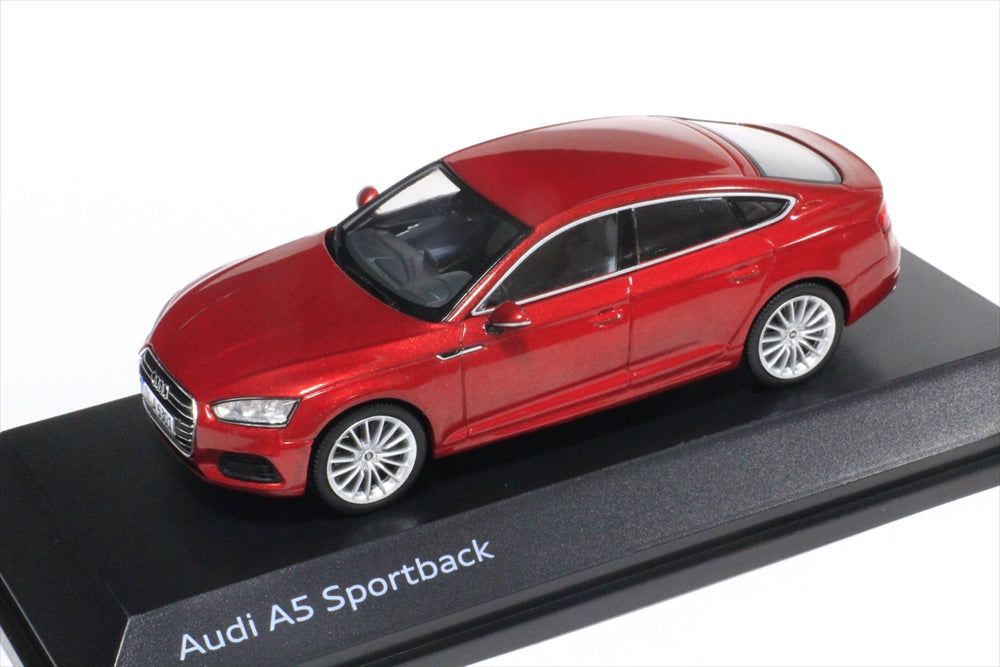 Audi A5 Sportback Matador Red cu vitrina plexiglass - 1/43 Spark