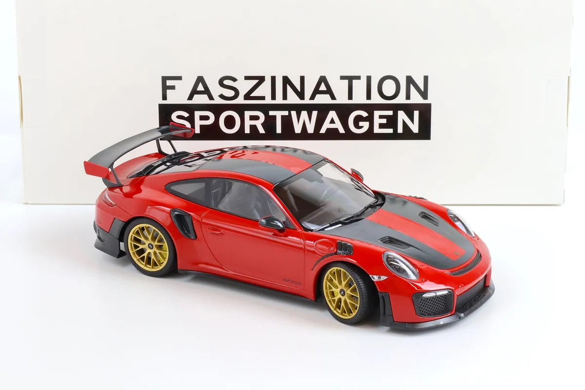 Porsche GT2 RS 2018 rosu/negru/auriu 1/300pcs - 1/18 Minichamps