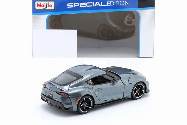 Toyota Gr Supra gri - 1/24 Maisto