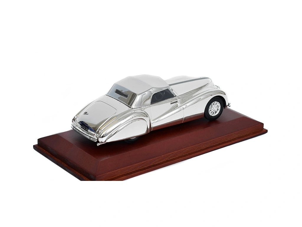 Alfa Romeo 6C 2500 SS cu vitrina plexiglass - 1/43 Atlas Collections