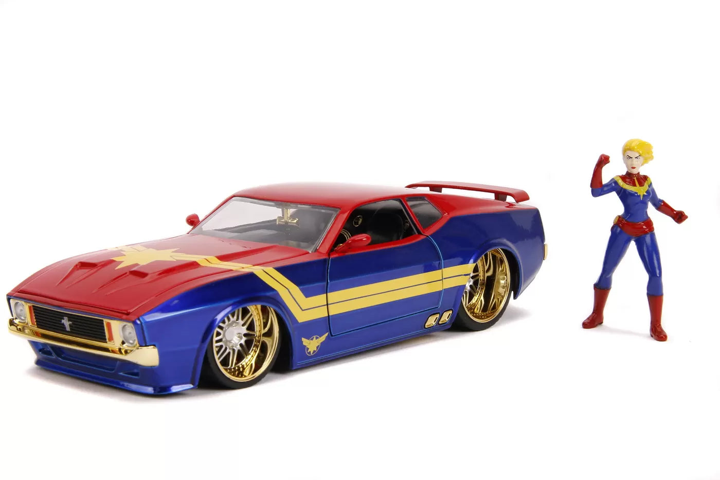 Ford Mustang Mach I 1973 cu figurina Captain Marvel - 1/24 Jada