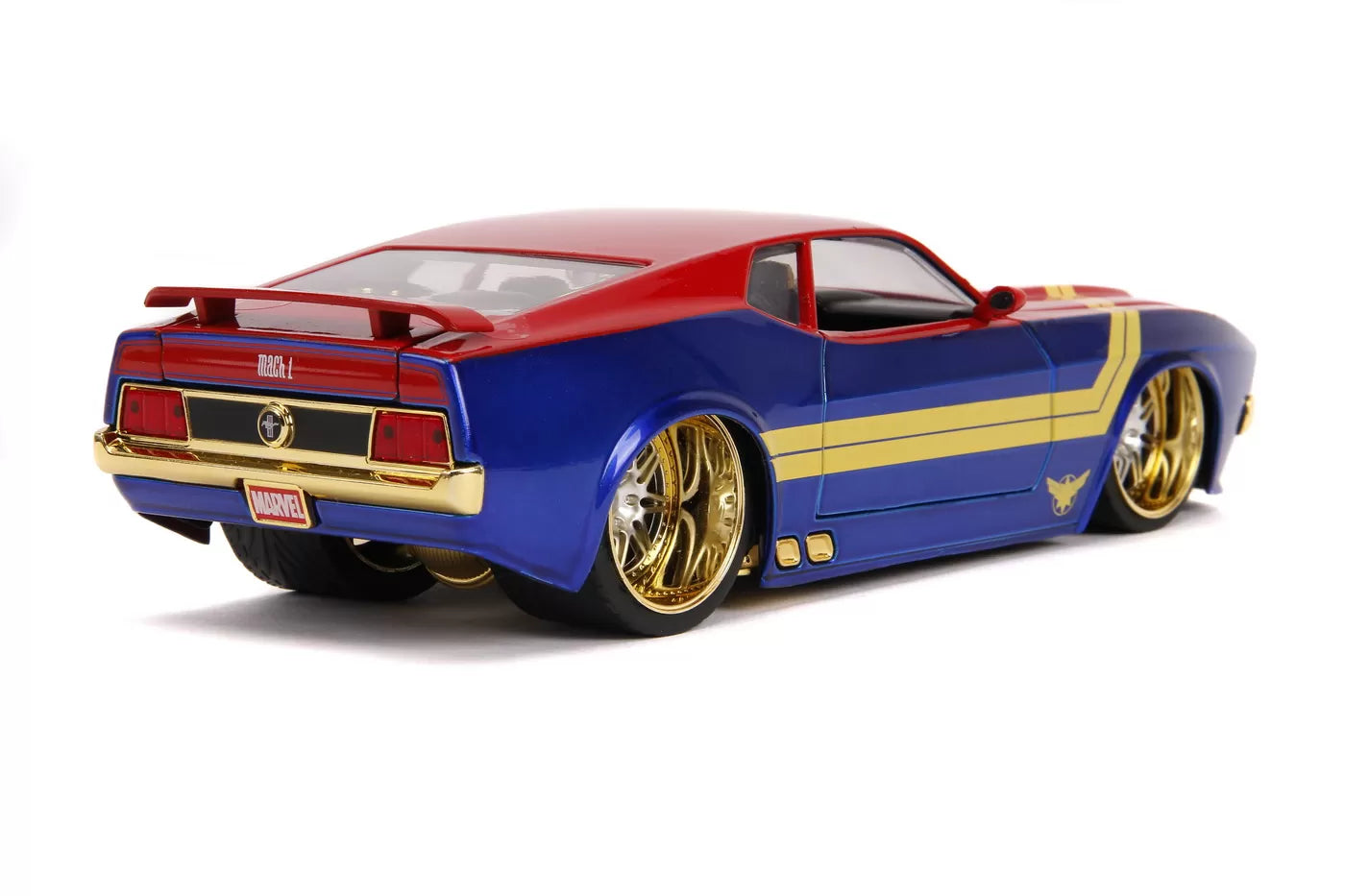 Ford Mustang Mach I 1973 cu figurina Captain Marvel - 1/24 Jada