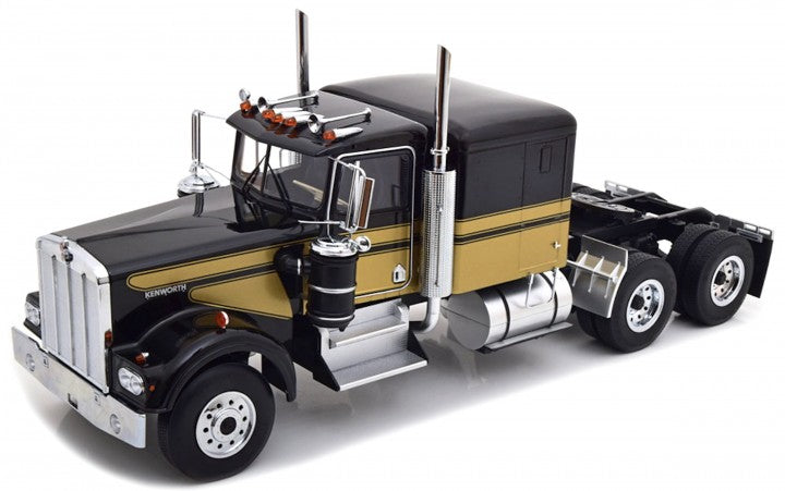 Camion Kenworth W900 Truck black/gold - 1/18 Road Kings