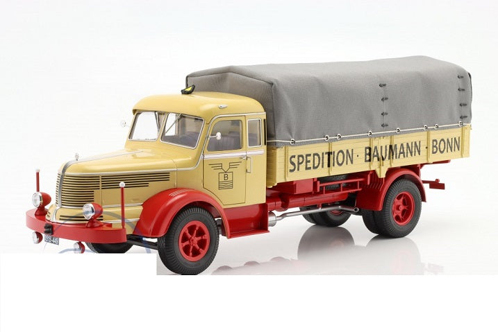 Camion Krupp Titan SWL 80 flatbed truck Baumann with tarp 1950-54 crem/rosu - 1:18 Road Kings