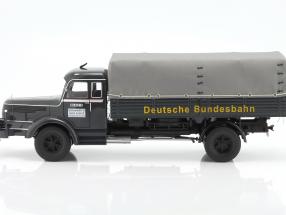 Camion Krupp Titan SWL 80 flatbed truck Deutsche Bundesbahn 1950 negru/gri - 1/18 Road Kings