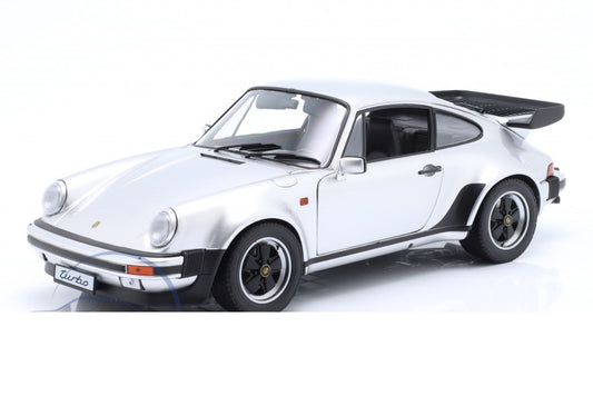 Porsche Turbo 930 (Argintiu) - 1/12 SCHUCO