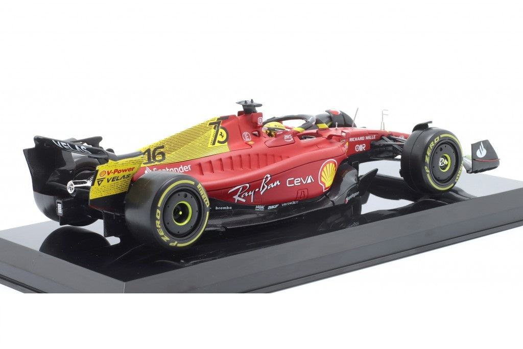 Ferrari F1-75 Charles LeClerc #16 2022 cu vitrina plexiglass - 1/24 Bburago