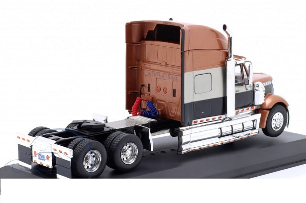 Camion Cap Tractor International Lonestar 2010 - 1/43 Ixo Models