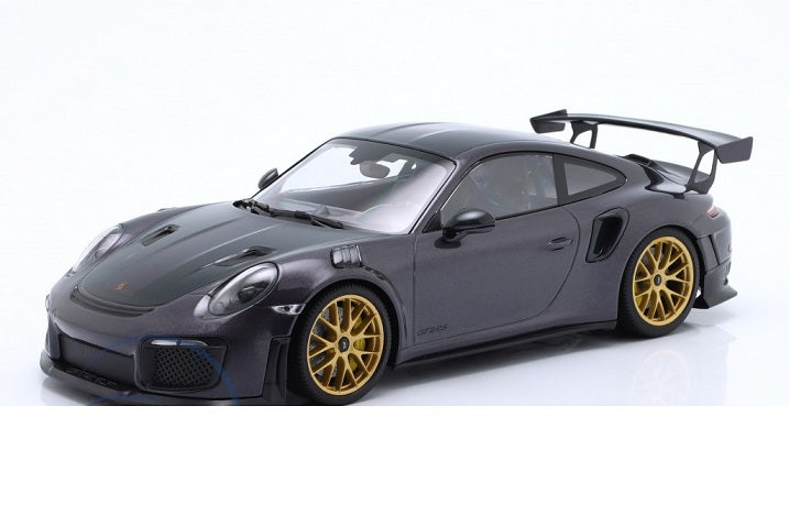 Porsche 911 GT2 RS 2018 purple metallic Weissach Package 1/300pcs - 1/18 de Minichamps.