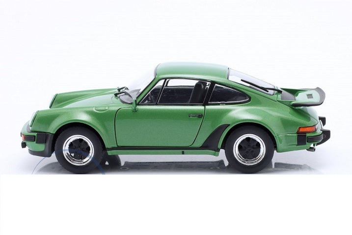 Porsche 911 Turbo 930 verde - 1/24 Whitebox