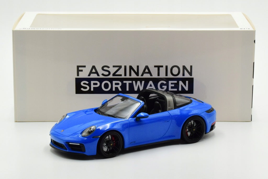 Porsche 911 (992) Targa 4 GTS albastru - 1/18 Minichamps