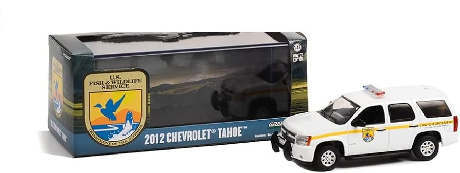 Chevrolet Tahoe 2012 cu vitrina plexiglass - 1/43 Greenlight