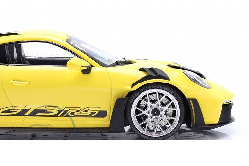 Porsche 911 GT3 RS yellow  2023 1/300pcs - 1/18 Minichamps