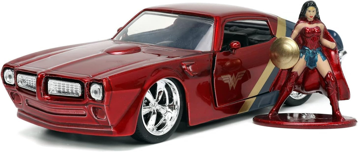 Pontiac Firebird 1972 si figurina Wonder Woman - 1/32 Jada