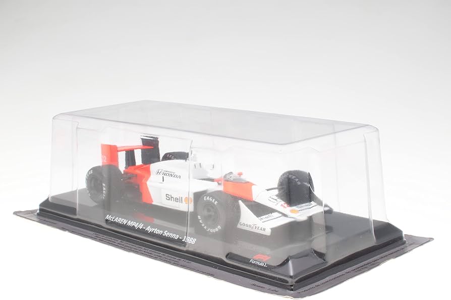 Formula 1 McLaren MP4/4 Ayrton Senna 1988 - 1/24 Premium Collectibles