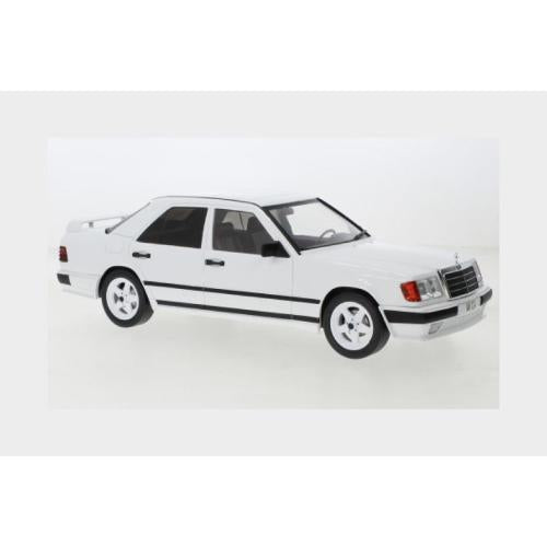 Mercedes-Benz W124 Tuning alb - 1/18 Model Car Group