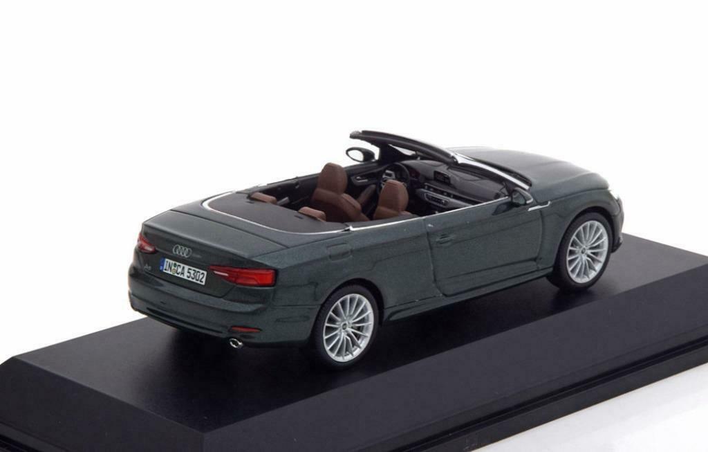 Audi A5 Cabriolet gotland green cu vitrina plexiglass - 1/43 Spark