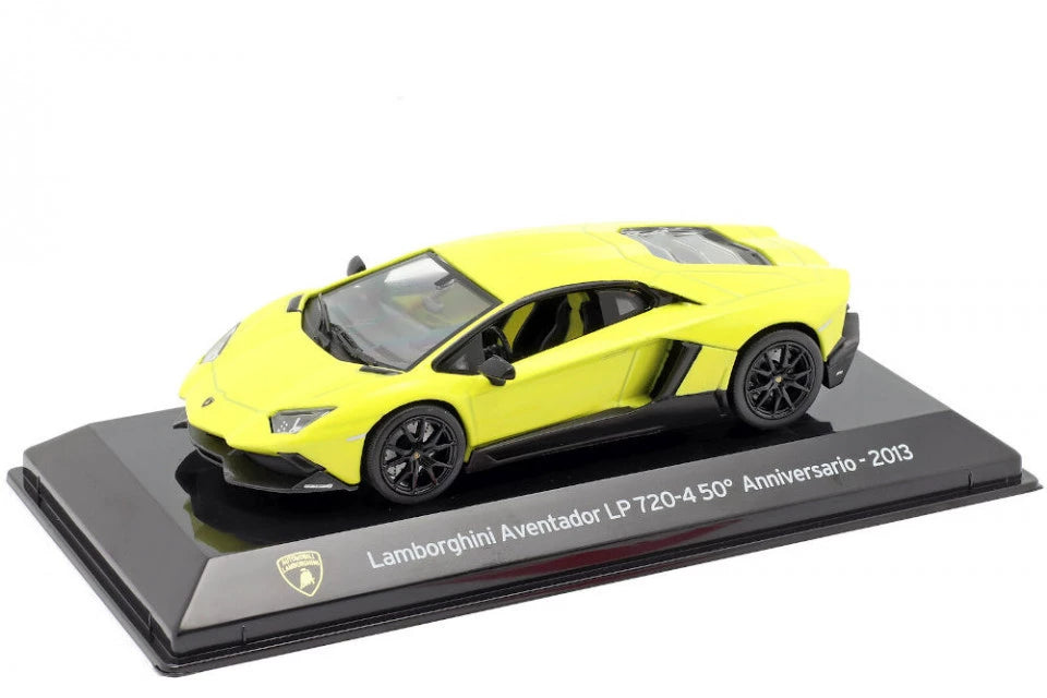 Lamborghini Aventador LP 720-4 50 Anniversario 2013 cu vitrina plexiglass - 1/43 Altaya