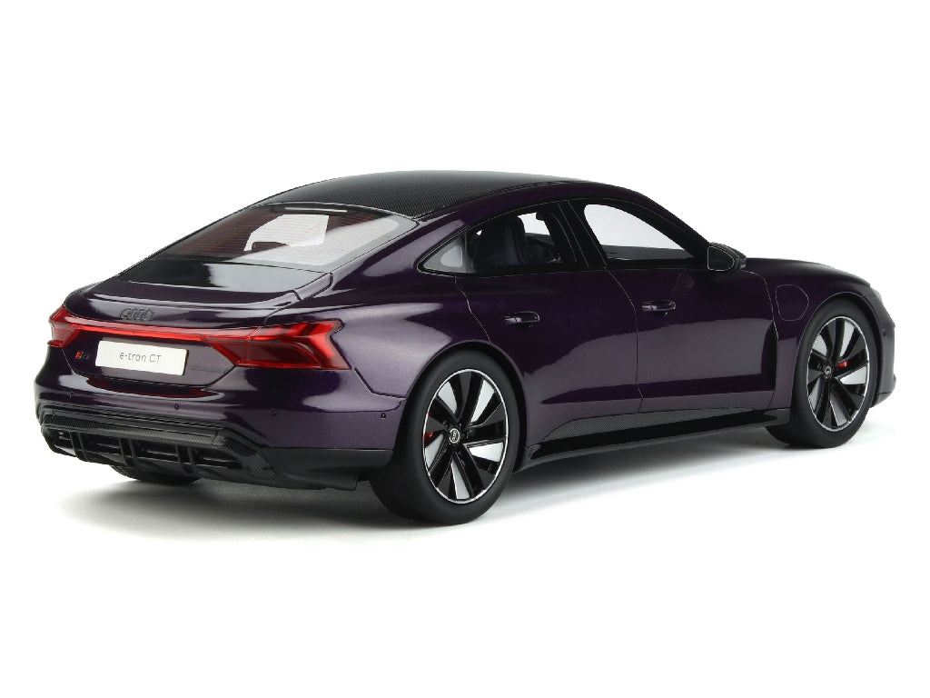 AUDI RS E-Tron GT merlin purple - 1/18 GT-Spirit