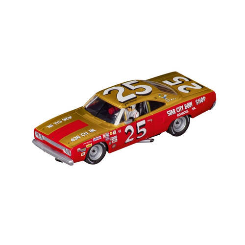 Plymouth Road Runner No.25 cu pilot si vitrina plexiglass pentru pista Carrera - 1/32 Carrera Evolution