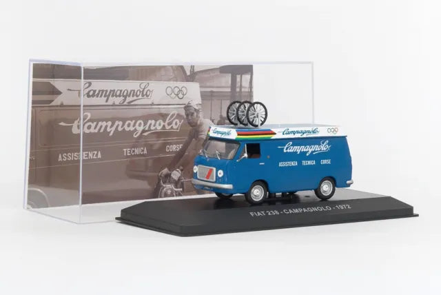 Fiat 238 - Campagnolo 1972 cu vitrina plexiglass - 1/43 Altaya