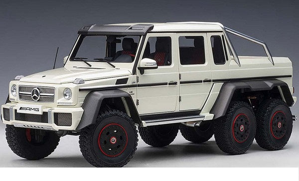 Mercedes-Benz G63 AMG 6x6 alb - 1/18 Autoart