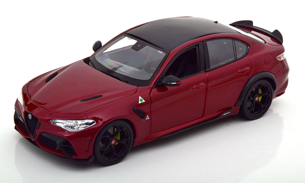 Alfa Romeo Giulia GTA - 1/18 Bburago