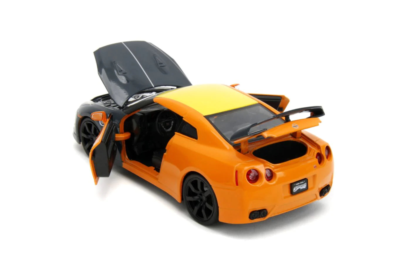 Nissan GT-R 2009 si figurina Naruto - 1/24 Jada