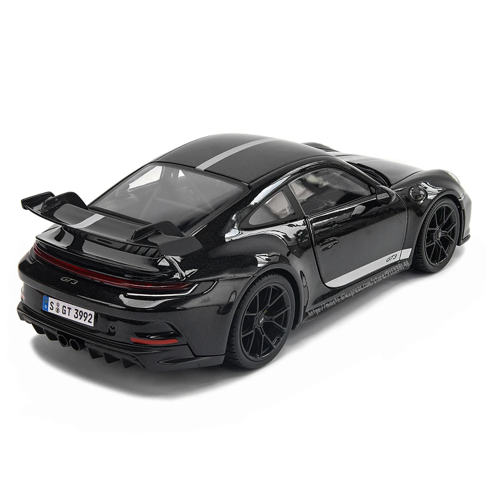 Porsche 911 GT3 negru - 1/18 Maisto