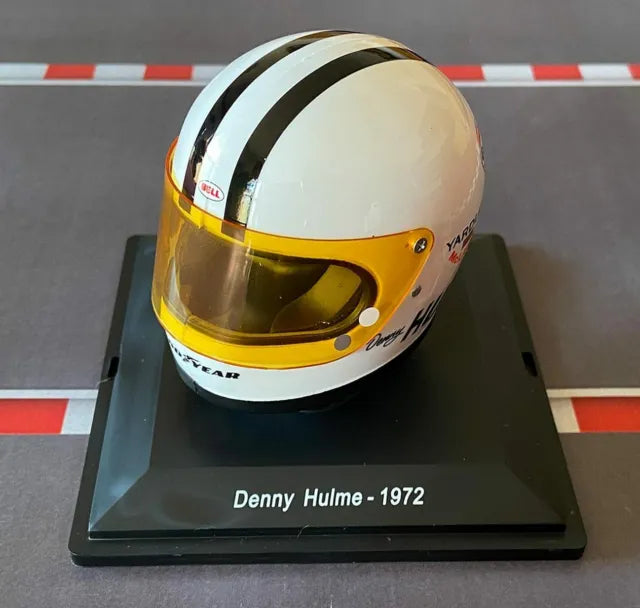 Casca Denny Hulme 1972 - 1/5 Spark