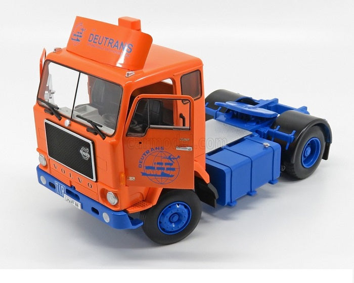 Camion Volvo F88 portocaliu/albastru - 1/18 Road Kings