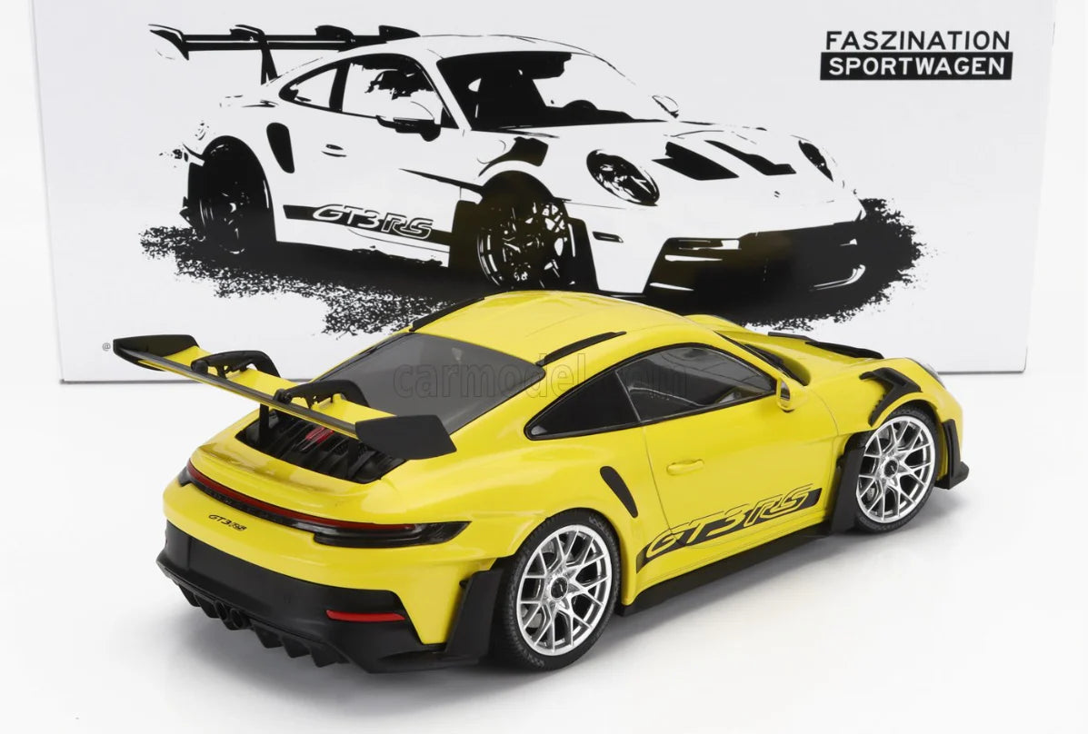 Porsche 911 GT3 RS yellow  2023 1/300pcs - 1/18 Minichamps