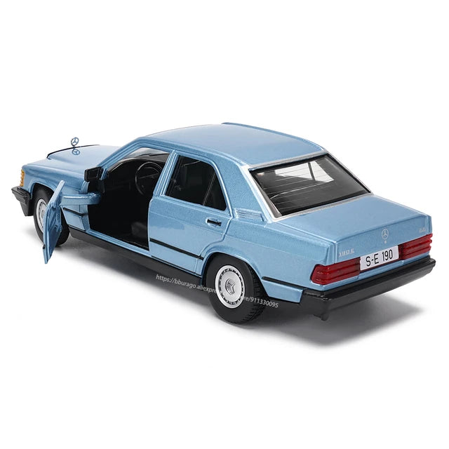 Mercedes-Benz 190 E 2.6 (bleu) - 1/24 Bburago