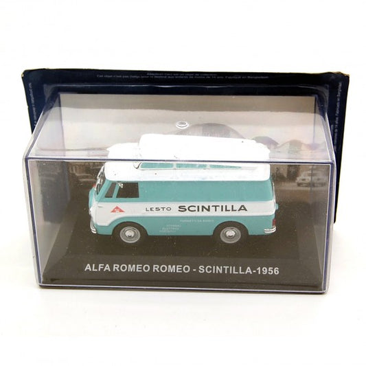 Alfa Romeo Scintilla 1956 cu vitrina plexiglass - 1/43 Altaya