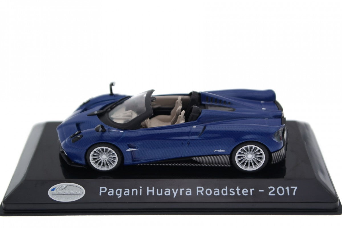 Pagani Huayra Roadster 2017 cu vitrina plexiglass  - 1/43 Altaya