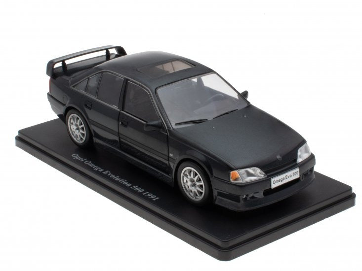 Opel Omega Evolution 500 1991 - 1/24 Hachette.